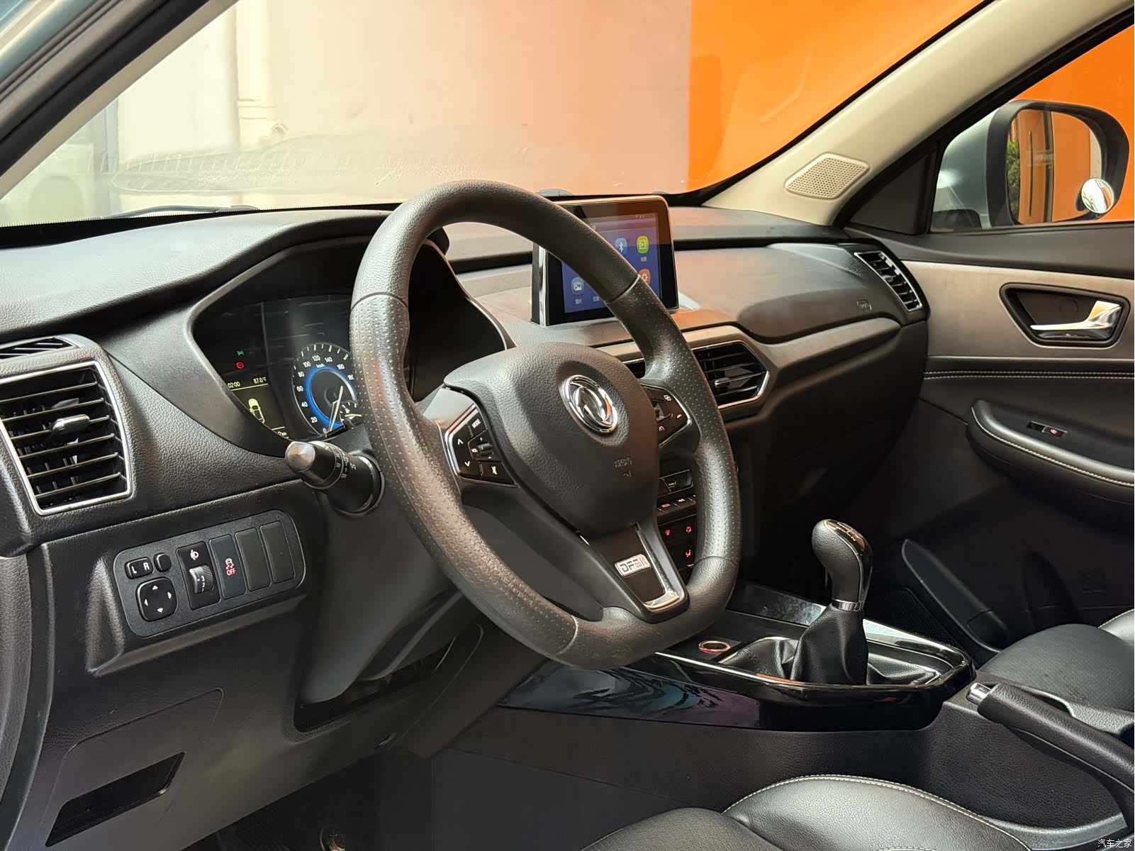 DongFeng S560, 2019 16