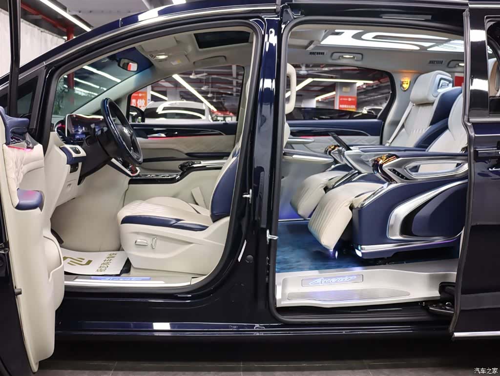 Buick GL8, 2023 9