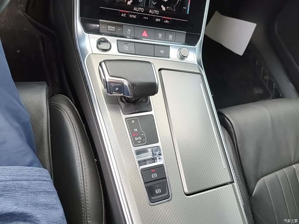 Audi A6L, 2022 14