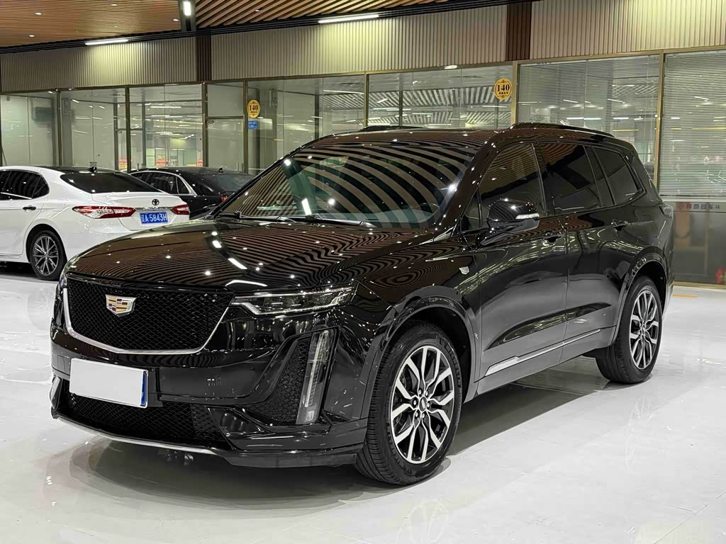 Cadillac XT6