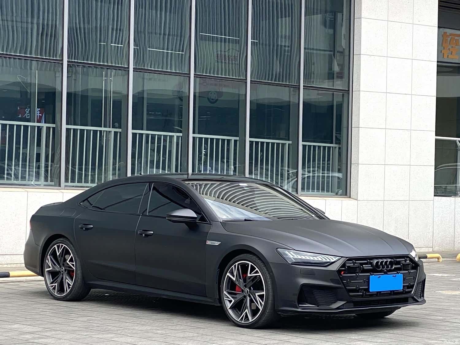 Audi A7L, 2023 9