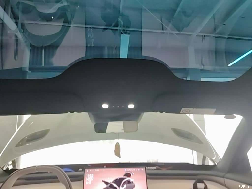 Xiaomi YU7, 2025 18