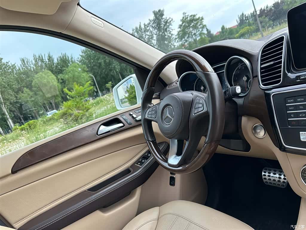 Mercedes-Benz GLS, 2018 18