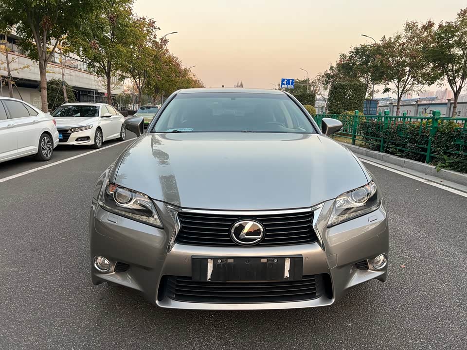 Lexus GS