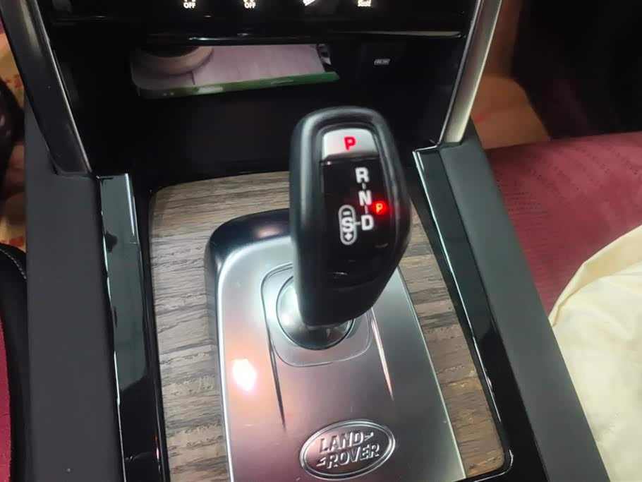 Land Rover Discover sports