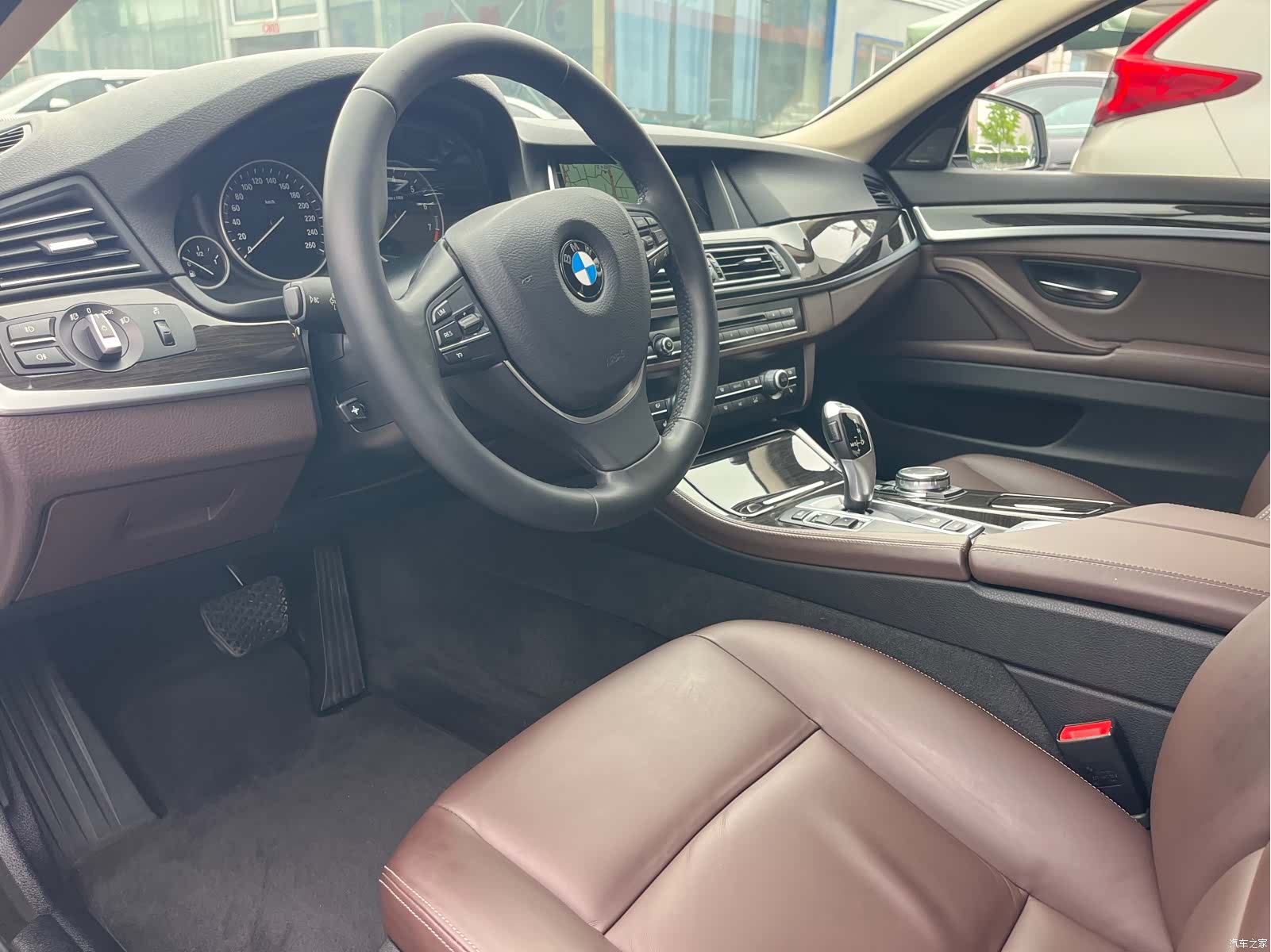 BMW 5 Series, 2015 4