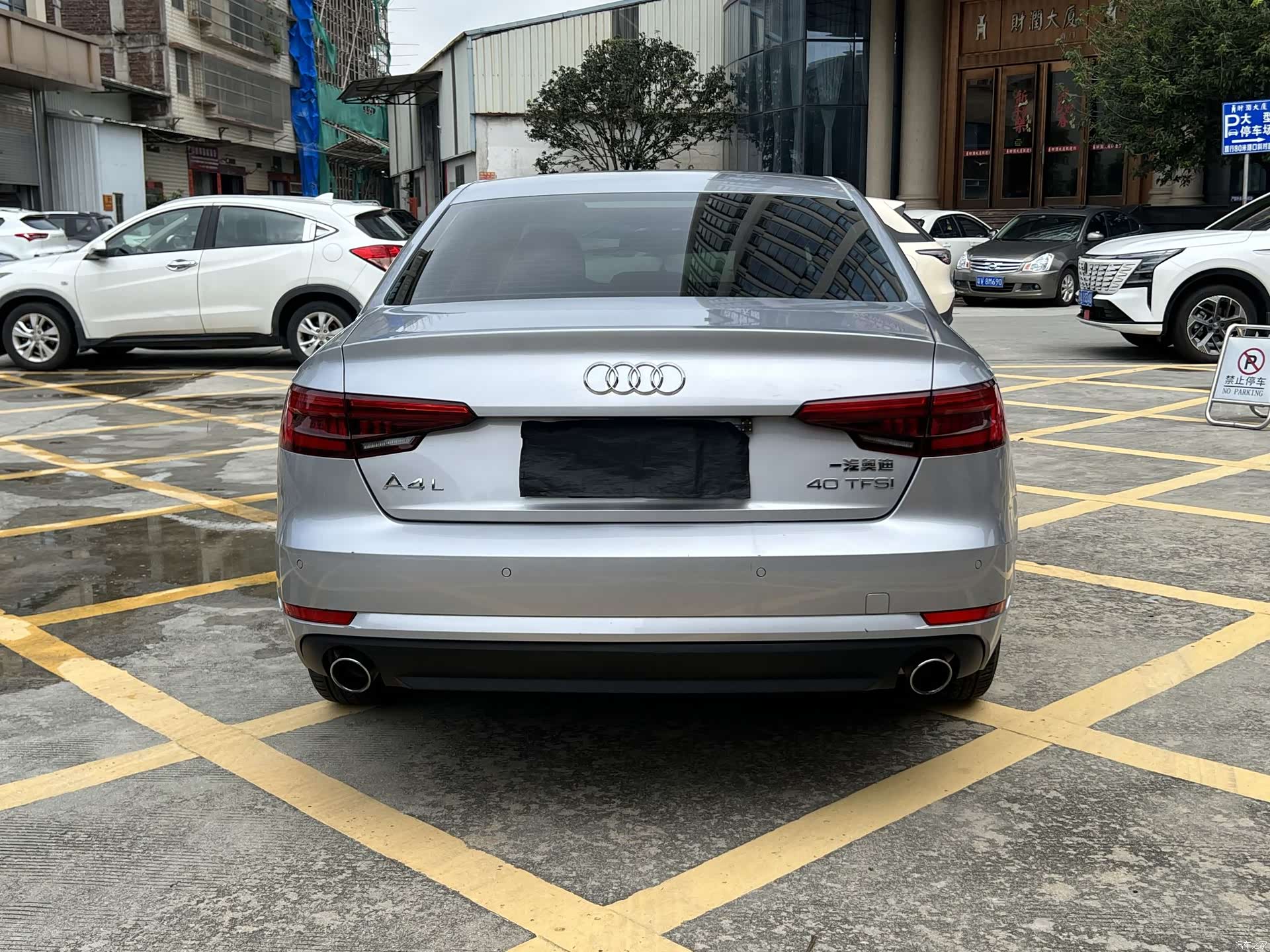Audi A4L, 2017 9
