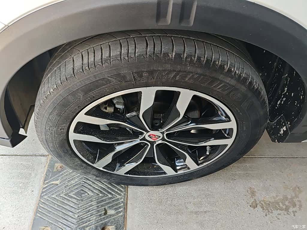 Roewe RX5, 2019 23