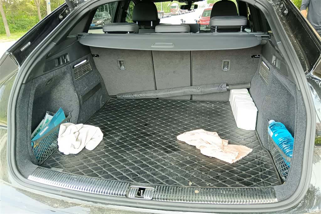 Audi Q5L, 2023 4