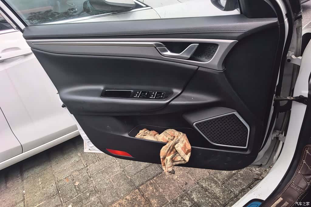 Geely Emgrand, 2018 7