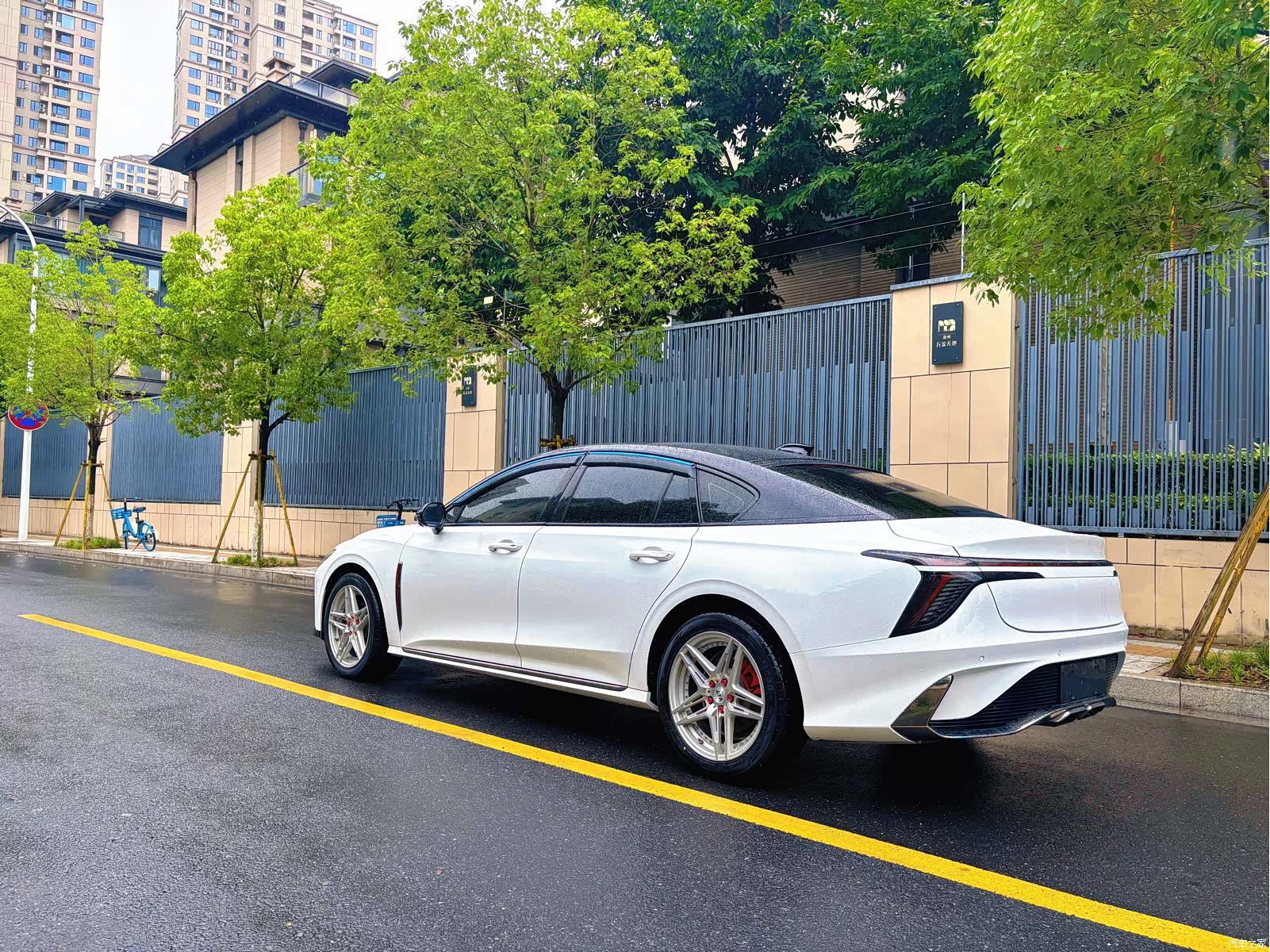 Hongqi H6, 2024 7