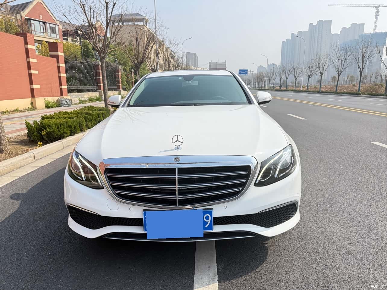 Mercedes-Benz E-Class, 2020 1