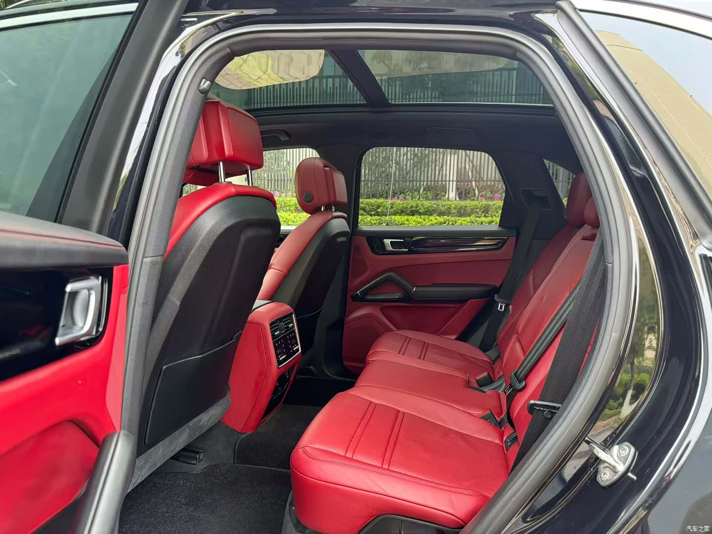 Porsche Cayenne, 2019 9