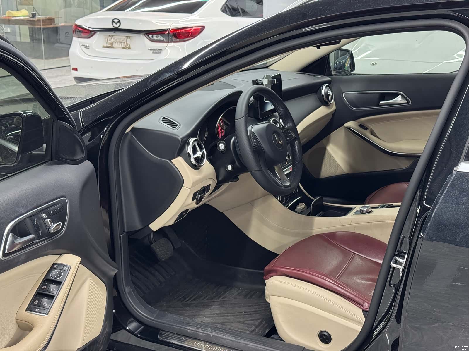 Mercedes-Benz GLA, 2019 4