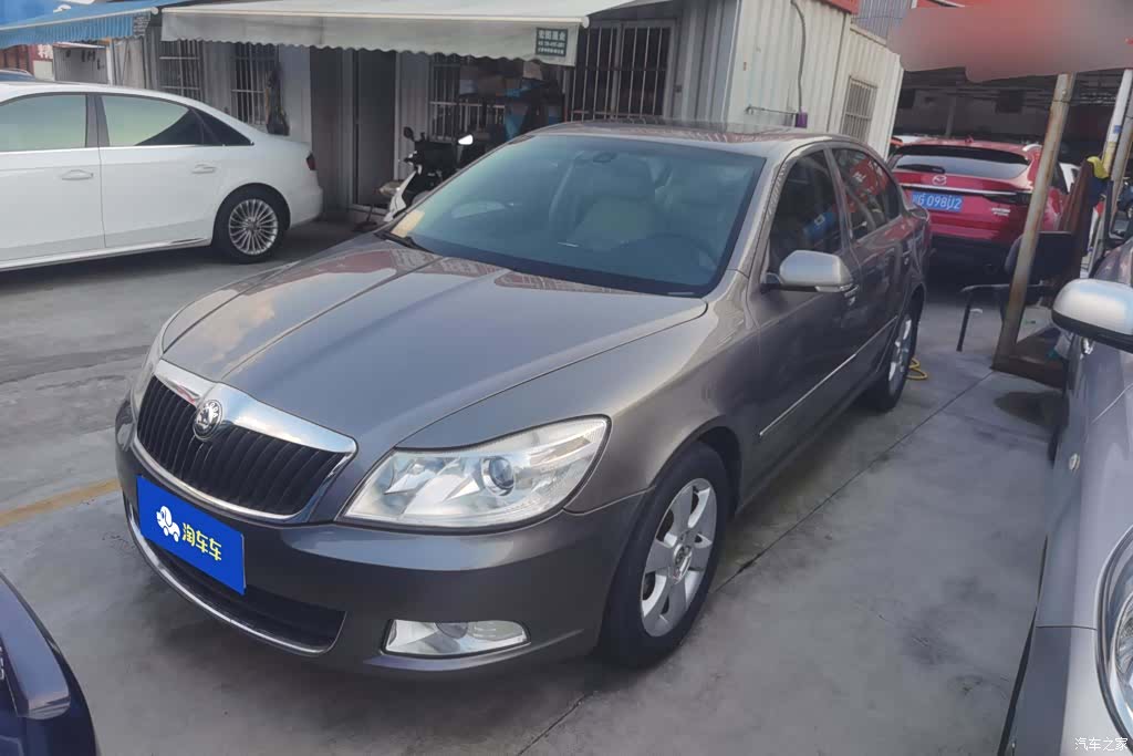 Skoda Octavia, 2011 1