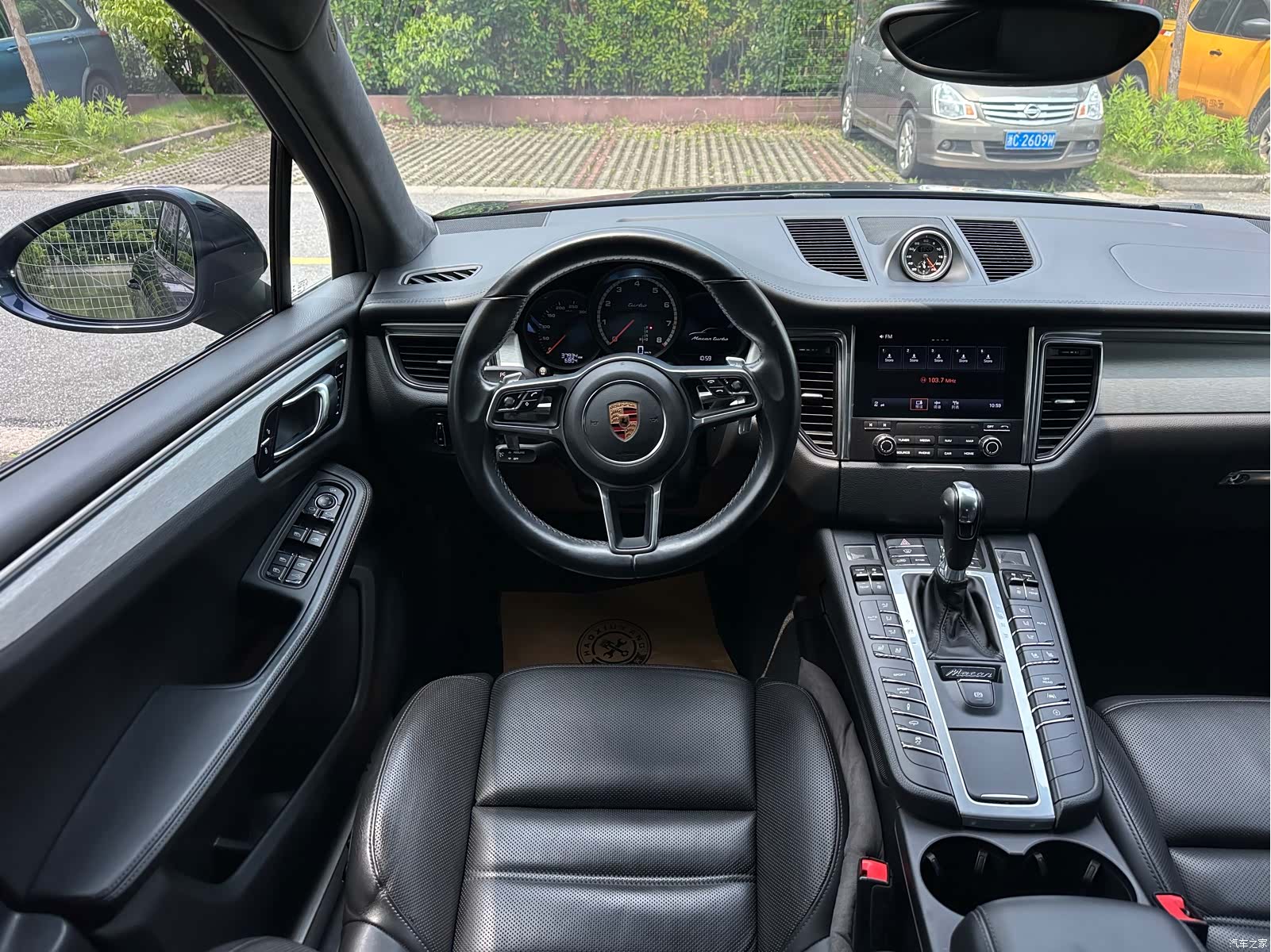 Porsche Macan, 2018 12