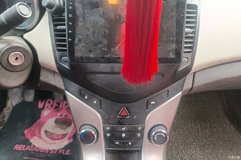 Chevrolet SL, 2015 13