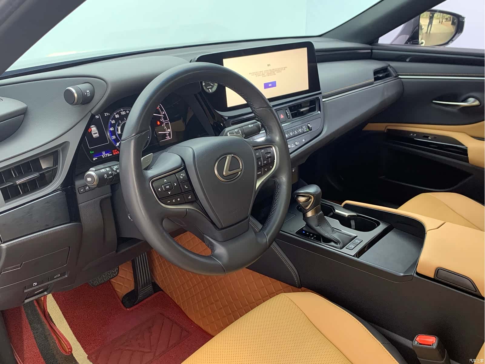 Lexus ES, 2022 14