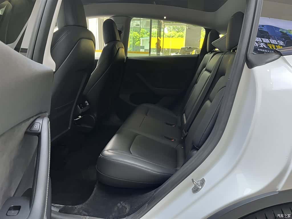 Tesla Model Y, 2021 16