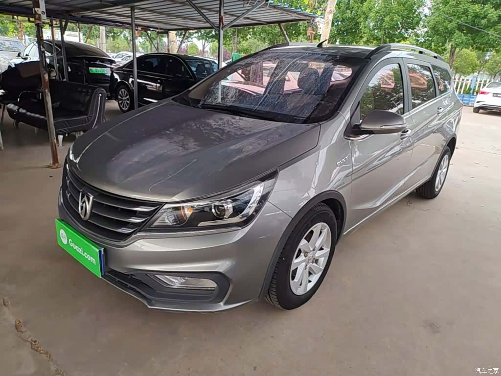 Wuling 310W, 2017 2