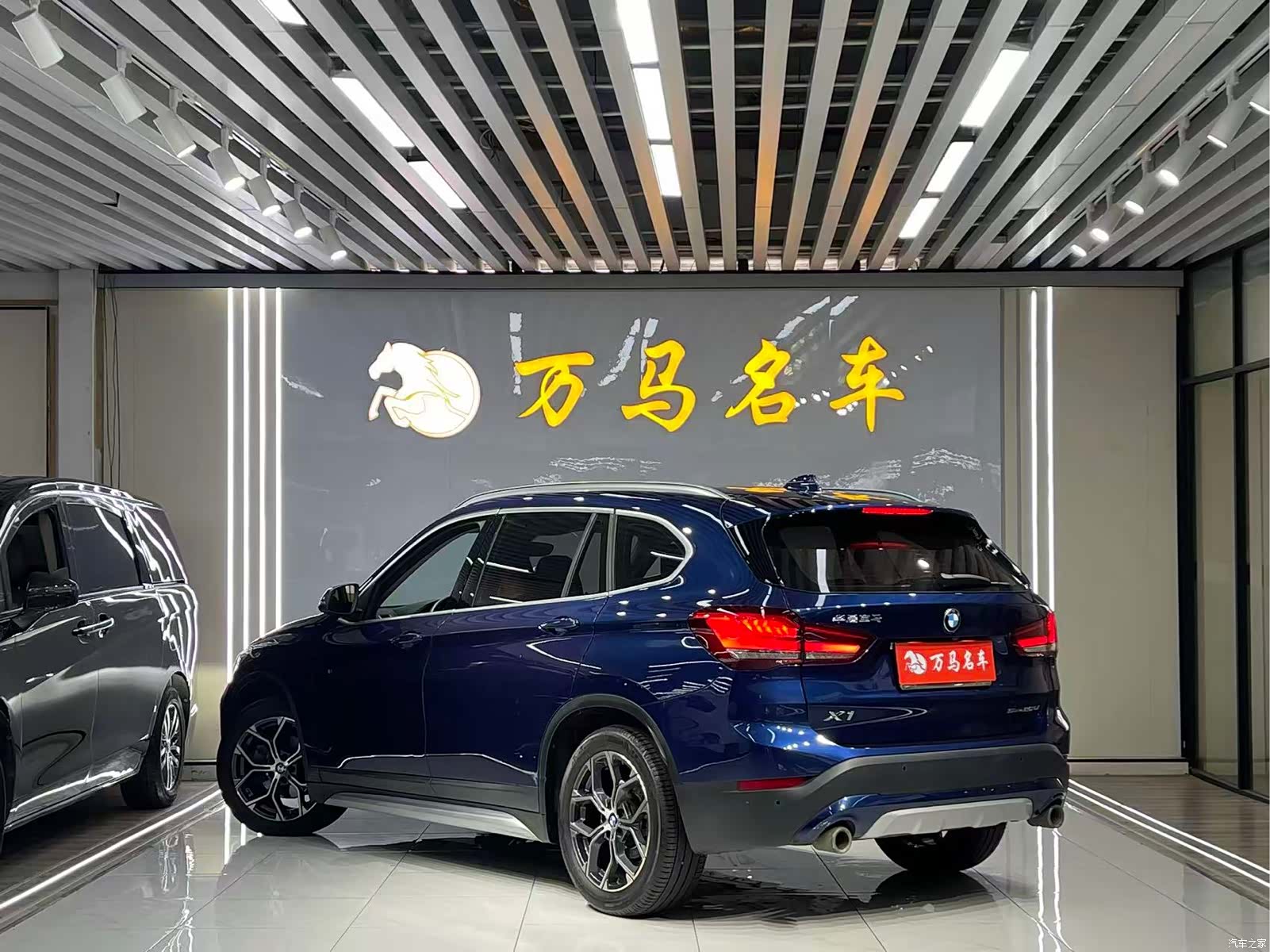 BMW X1, 2020 все фото