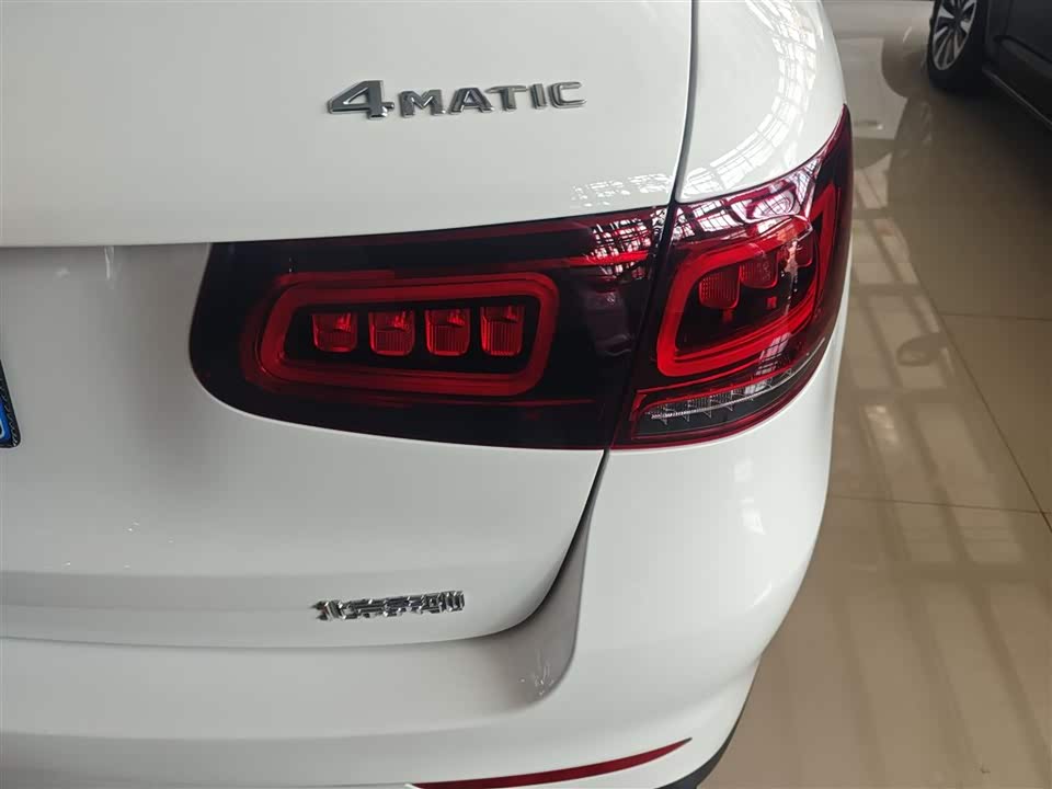 Mercedes-Benz GLC Mercedes-Benz GLC