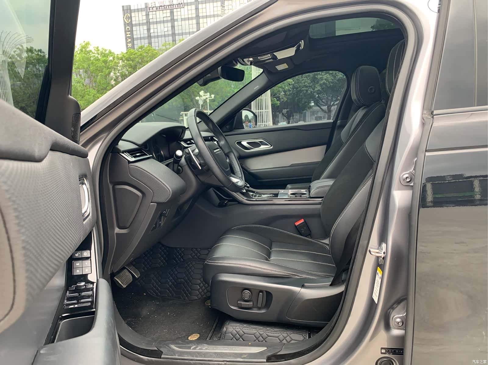 Land Rover Range Rover, 2020 19
