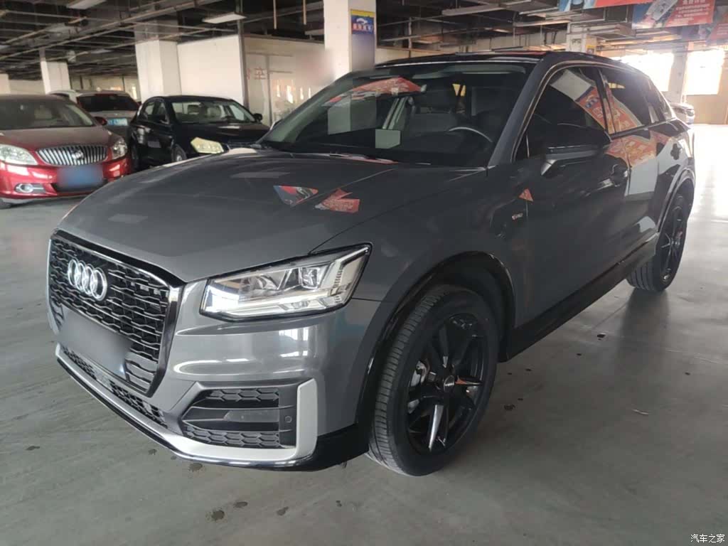 Audi Q2L, 2021 2