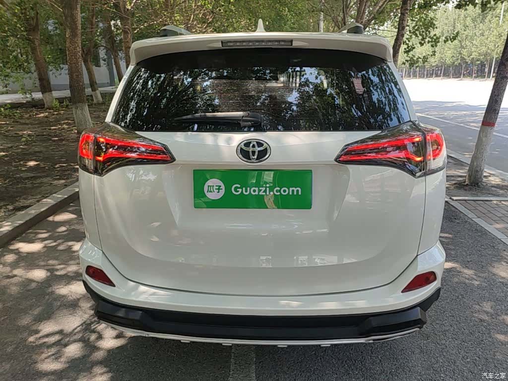 Toyota RAV4, 2017 6