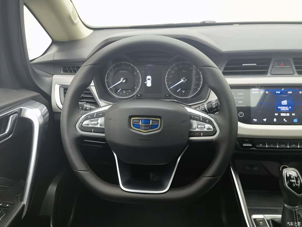 Geely X3, 2021 11
