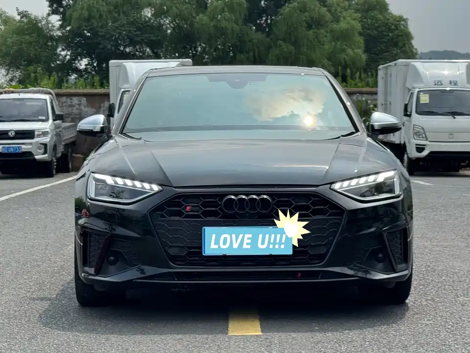 Audi S4 Audi S4