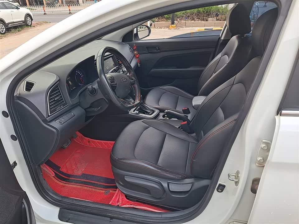 Hyundai Lead