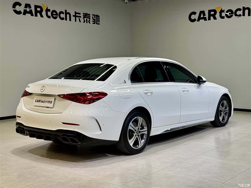 Mercedes-Benz C-Class, 2022 4