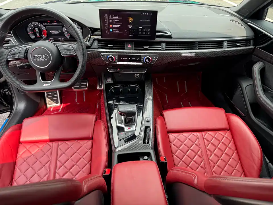 Audi S4 Audi S4