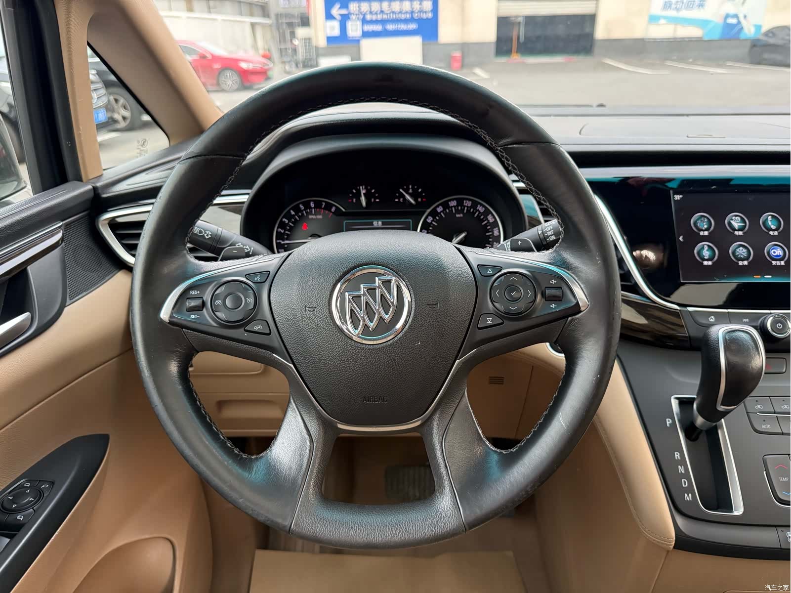 Buick GL8, 2017 все фото