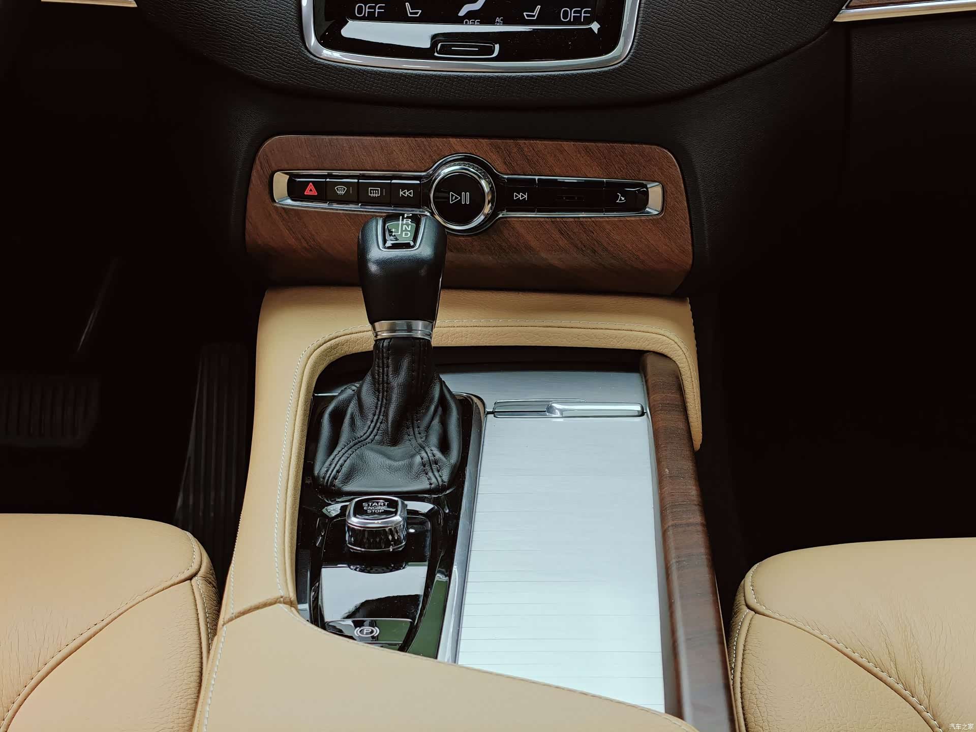 Volvo XC90, 2019 15