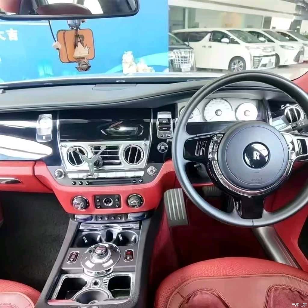 Rolls-Royce Ghost, 2023 4
