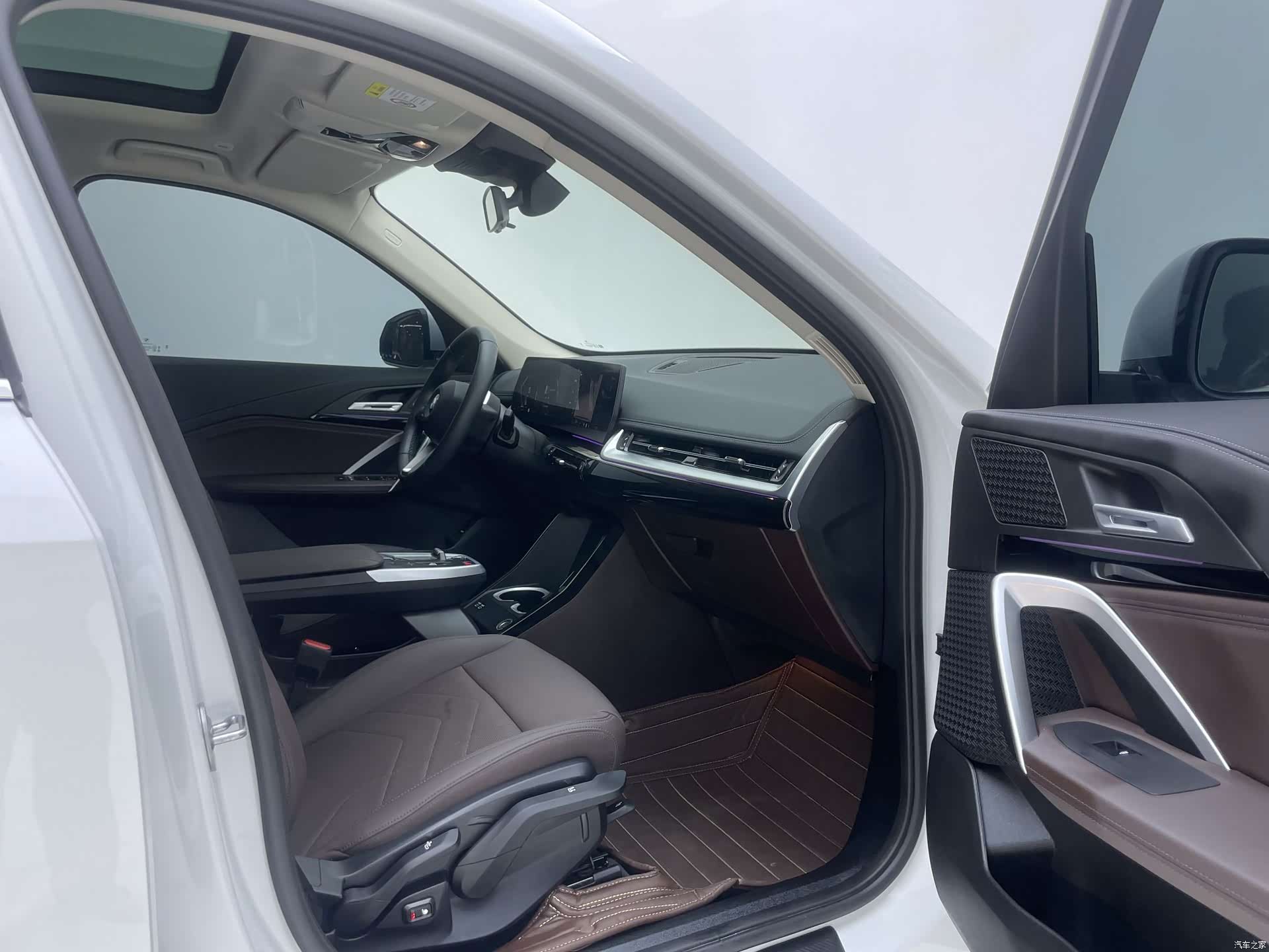 BMW X1, 2025 26