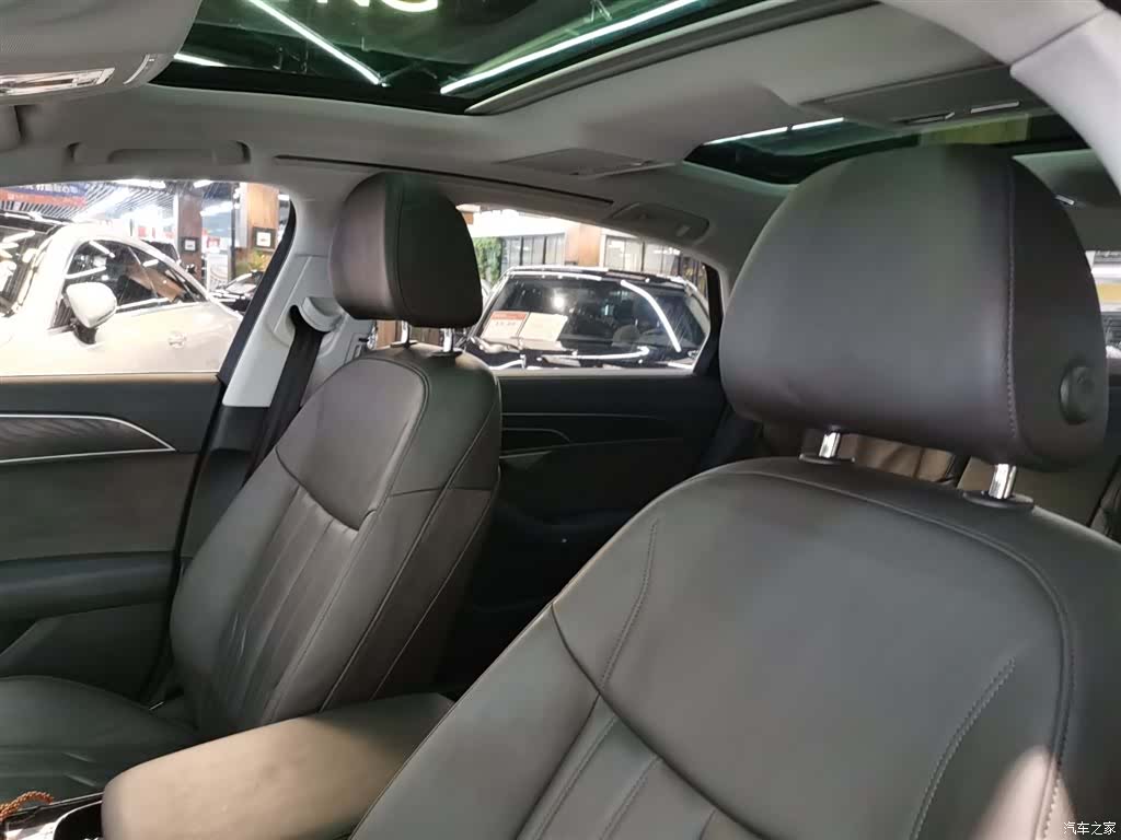 Audi A8L, 2018 все фото