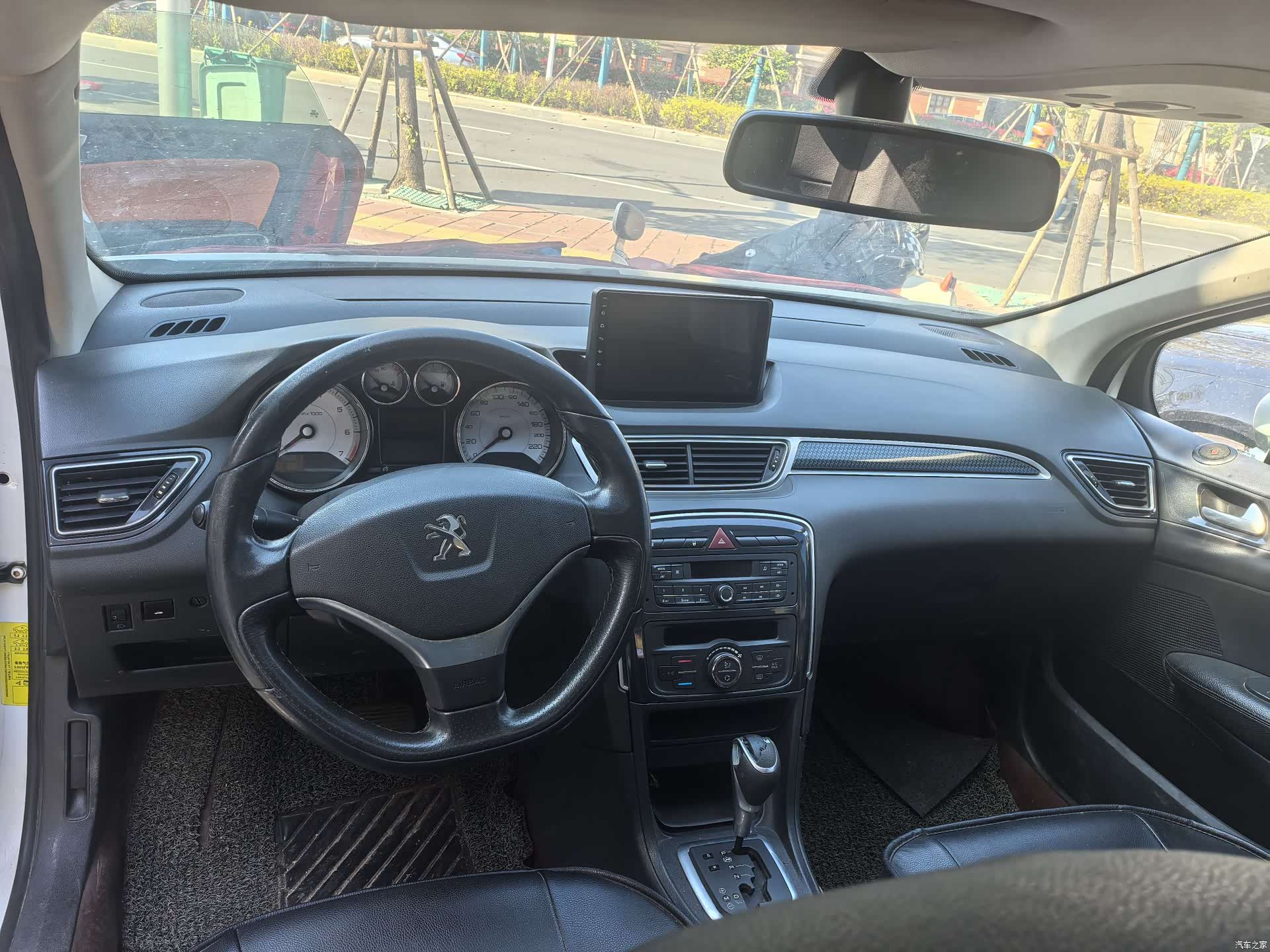 Peugeot 308, 2014 9