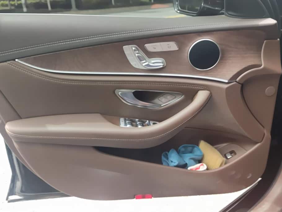 Mercedes-Benz E-class Mercedes-Benz E-class