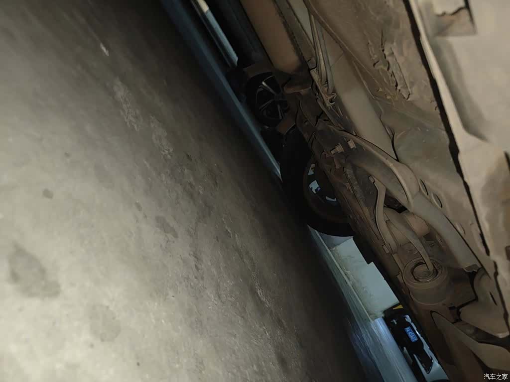 Ford Kuga, 2015 17