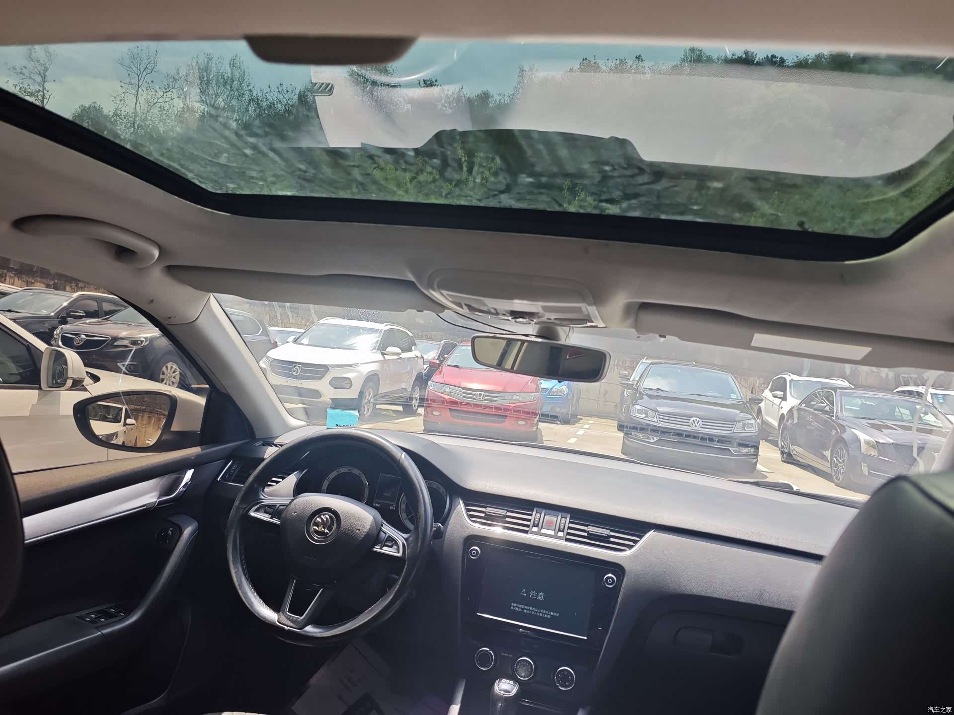Skoda Octavia, 2017 все фото