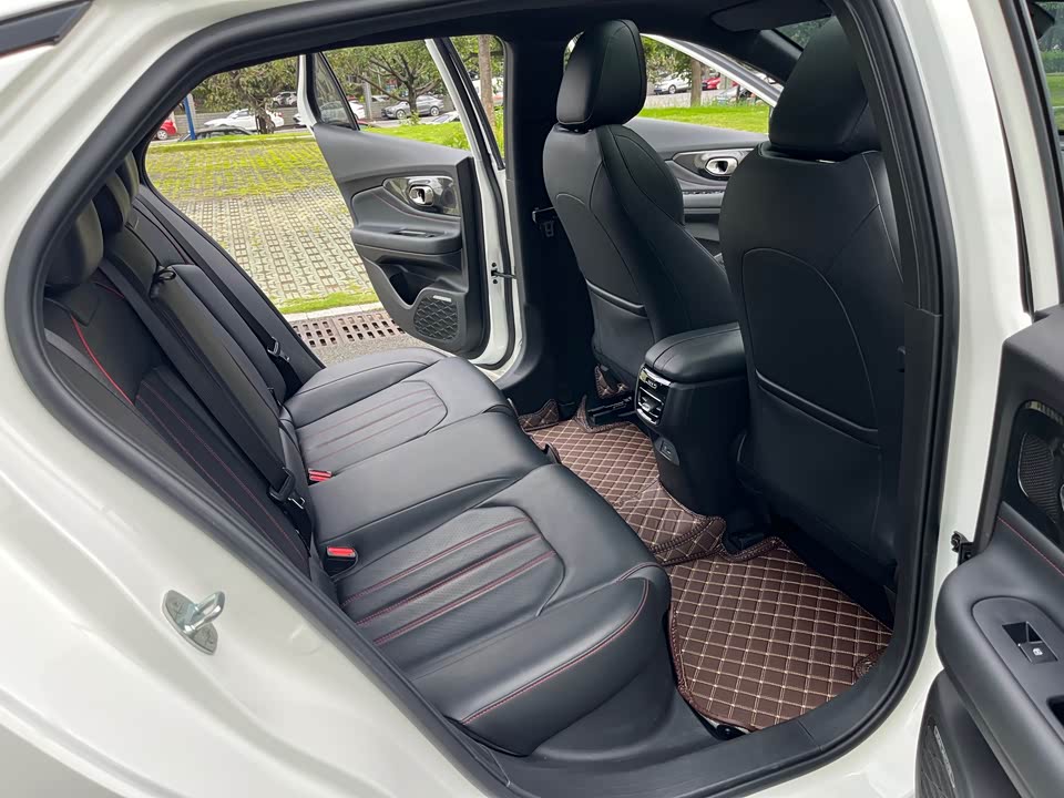 Trumpchi Shadow Leopard