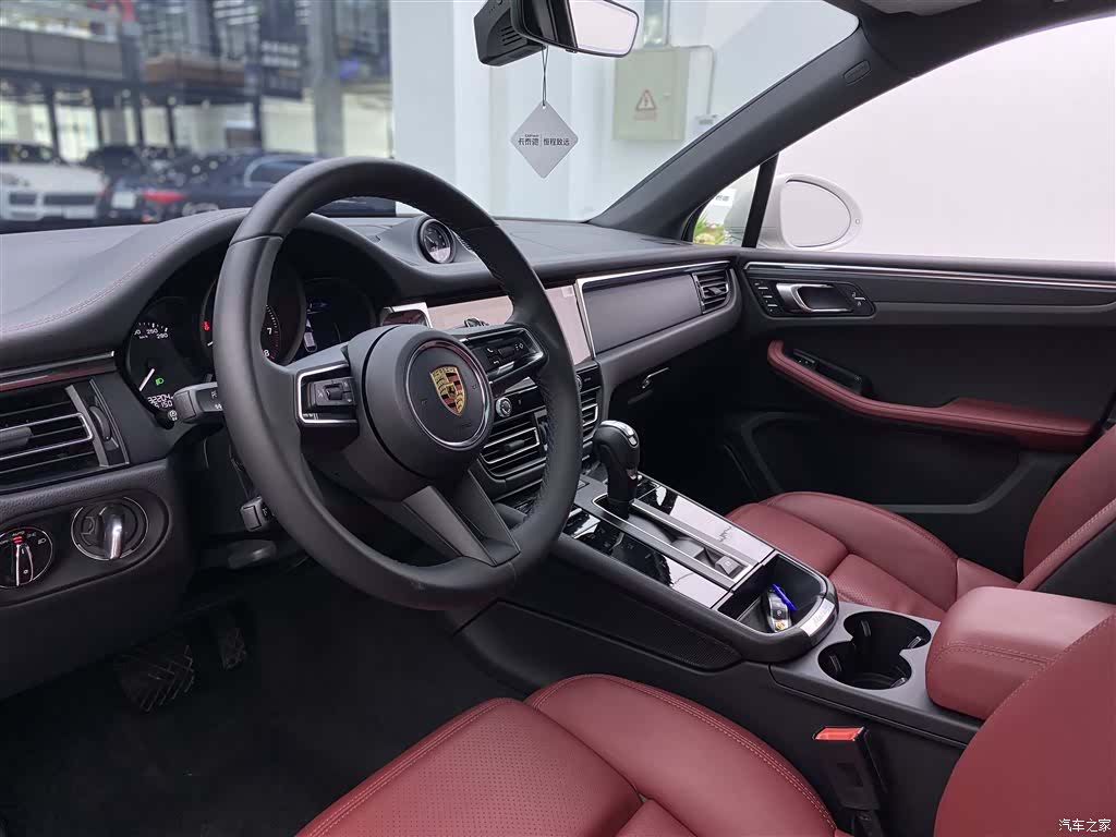 Porsche Macan, 2023 6
