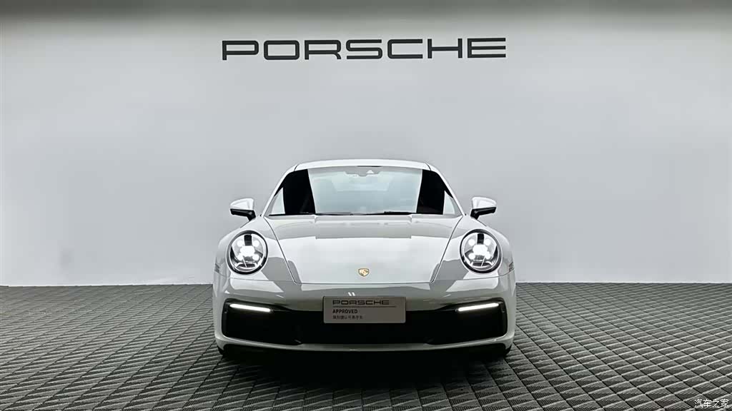 Porsche 911, 2025 2