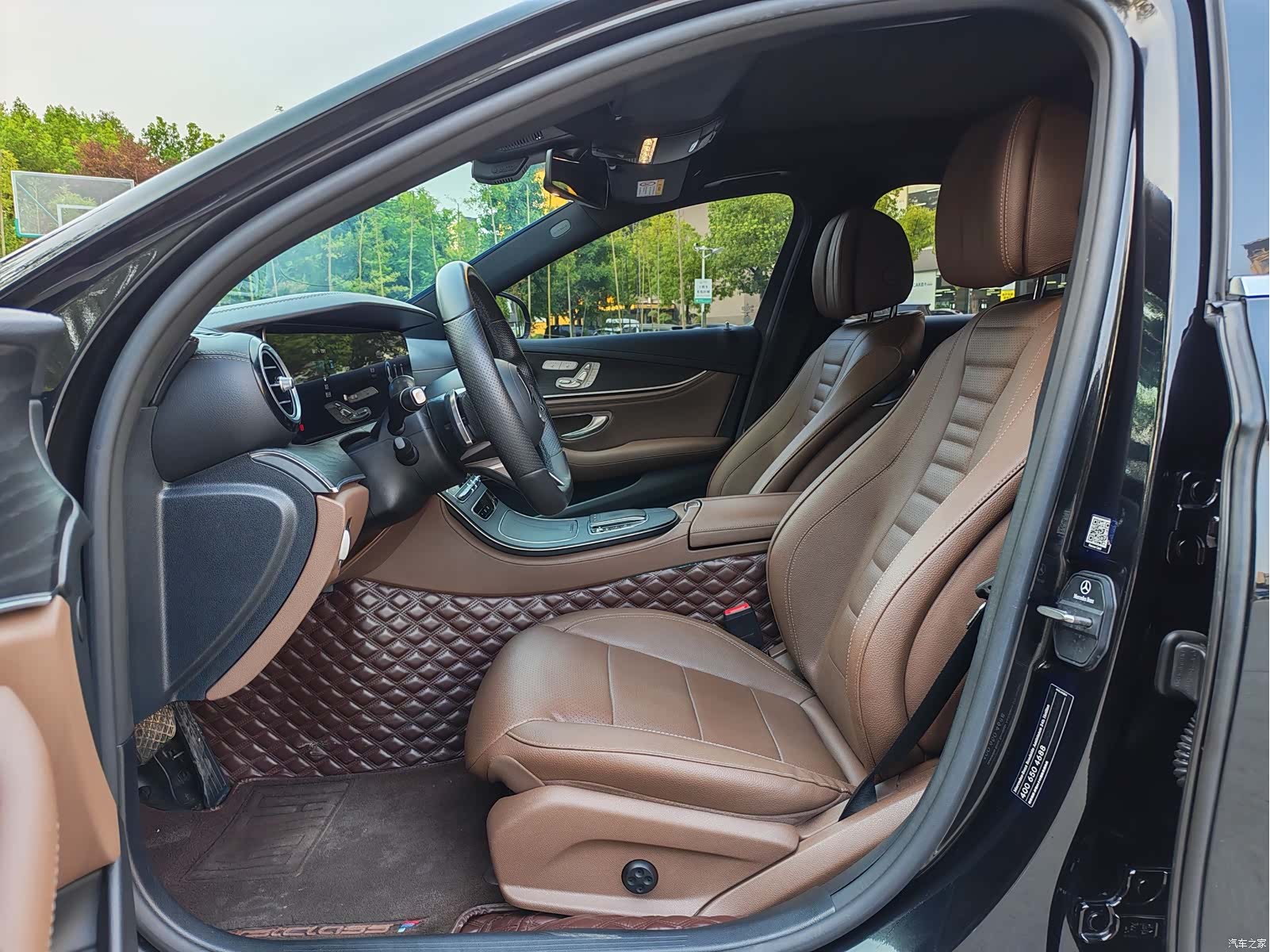 Mercedes-Benz E-Class, 2022 4