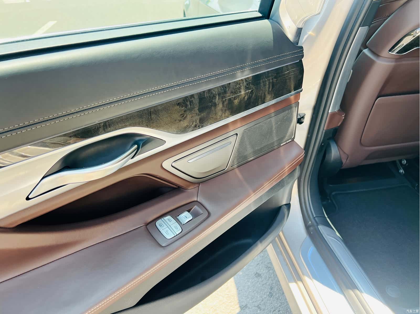 BMW 7 Series, 2017 19