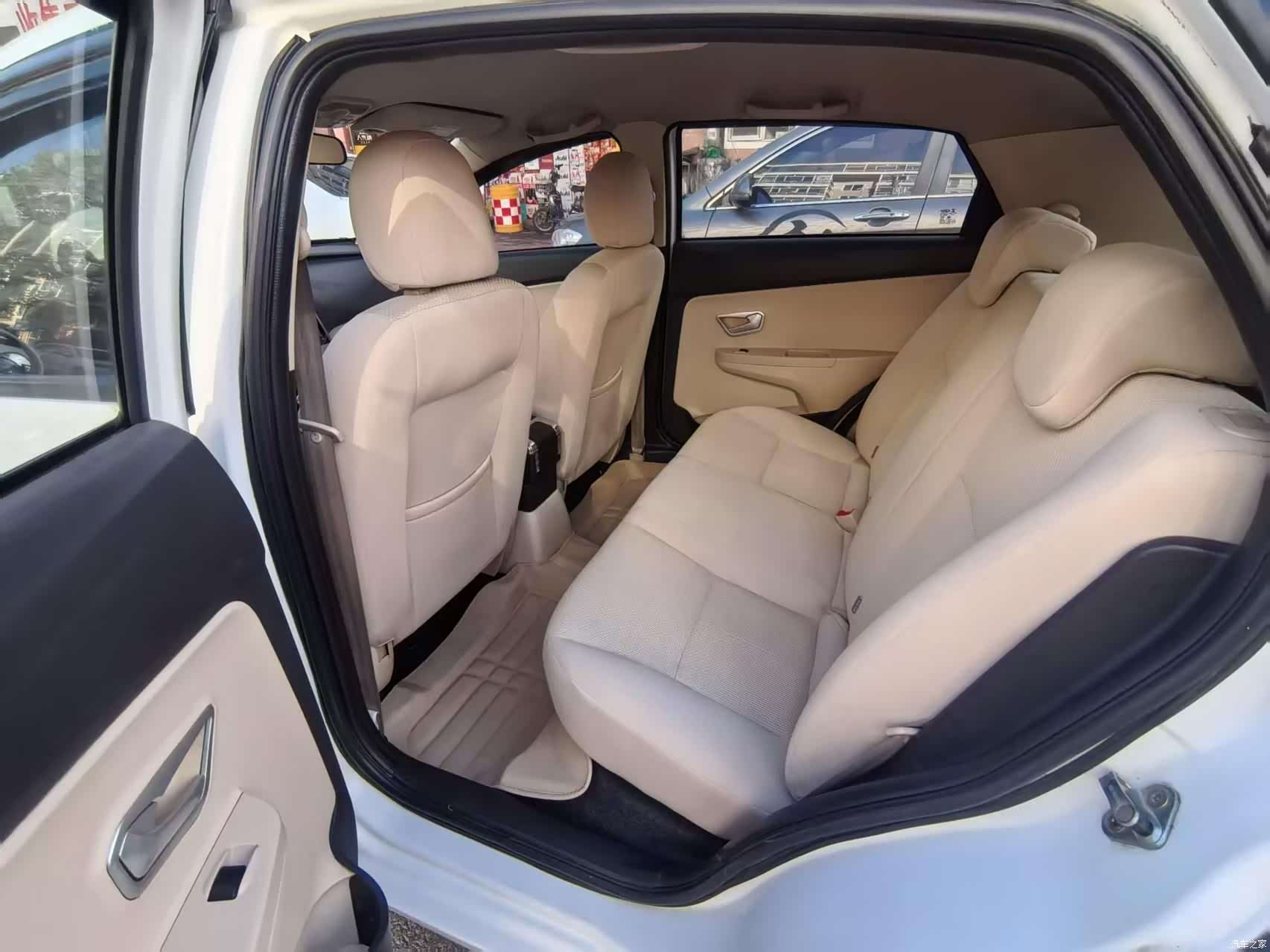 Chery 2, 2015 9