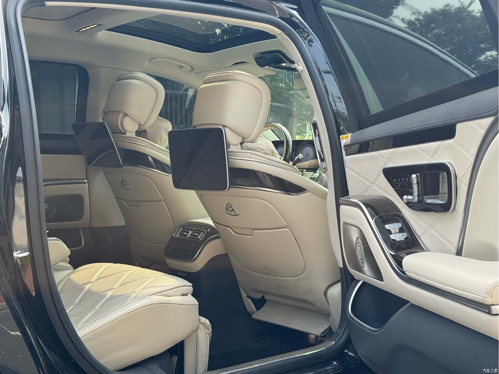Maybach S-Class, 2021 12
